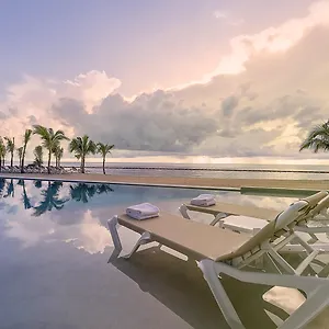 crown-paradise-club-riviera-maya.quintano-roohotels.com/